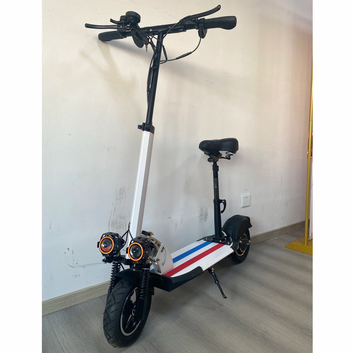 8.5 Inch Tire D8 Pro Electric Scooter